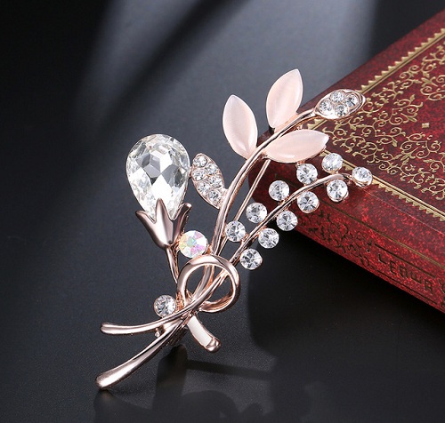 Leaf Hijab Pin Brocher