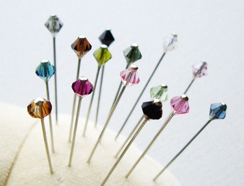 Farvet syning af Hijab Pin