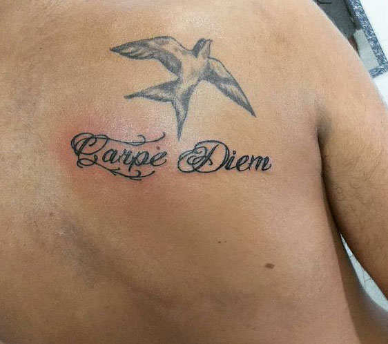A legjobb Carpe Diem tetoválási minták 7