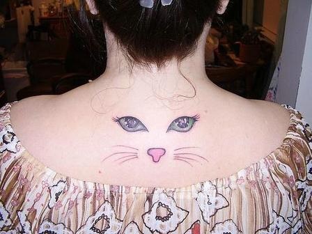 Lenyűgöző Cat Eye Tattoo Design