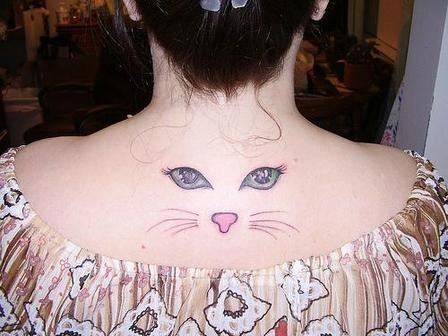 Lenyűgöző Cat Eye Tattoo Design