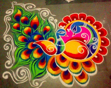 Fantastisk påfugldam Farverig Rangoli