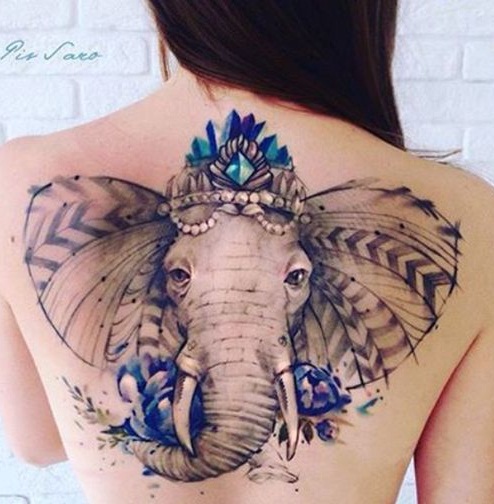 Modern elefánt tetoválás tervezés hátul
