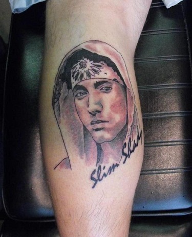 Wrist Tattoo med Eminems Slim Shady 3. album