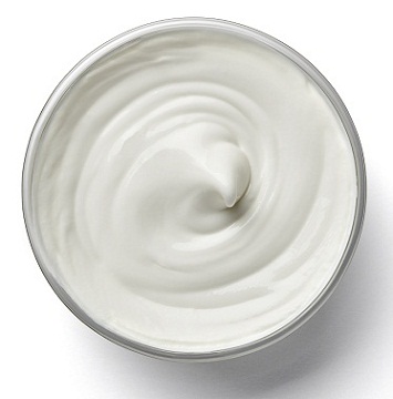 Græsk yoghurt til beskadiget hår