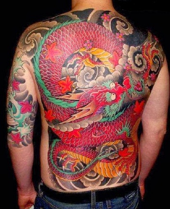 Joker Dragon Tattoo på hele kroppen