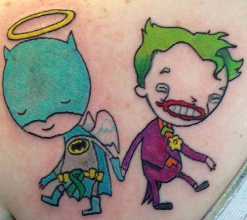 Rajzfilmszerű batman és joker tetoválás