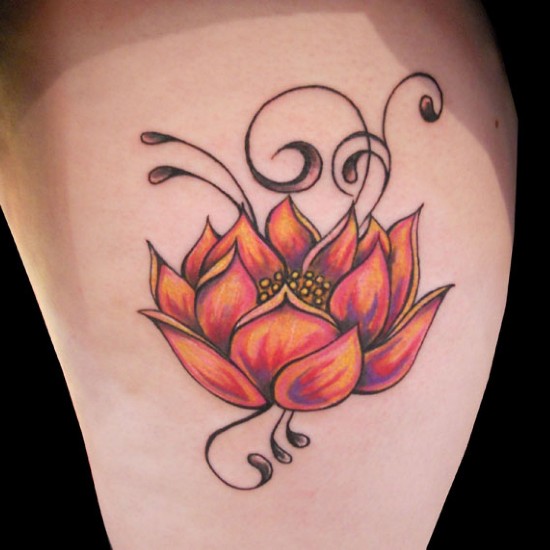 Animeret stil Lotus Flower Tattoo Design