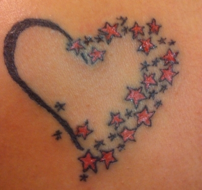 Csillagok és szívek tetoválás tervezés