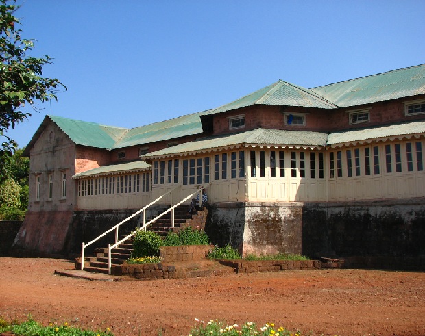 morarji-castle_mahabaleshwar-turista-helyek