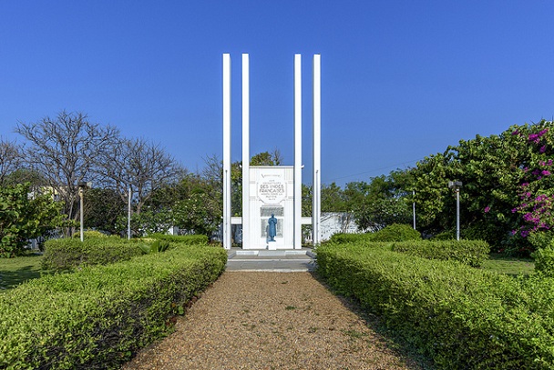 fransk-krig-mindesmærke_pondicherry-turist-steder