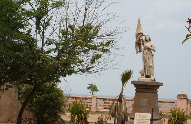 statue-of-joan-of-arc_pondicherry-turist-steder