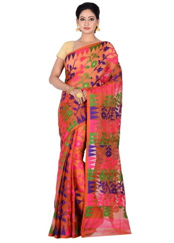 Tant Saree tervező