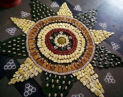 Frihånd Rangoli Design med frugt