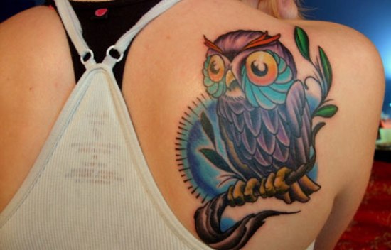 Øvre ryg ugle tatovering kunst