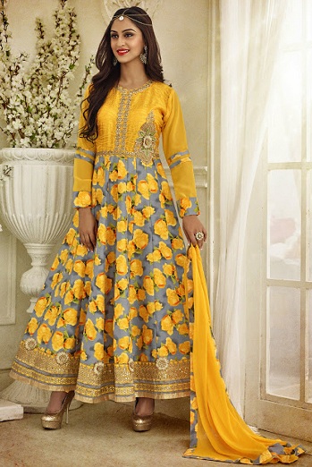 Sárga és ezüst Salwar Kameez