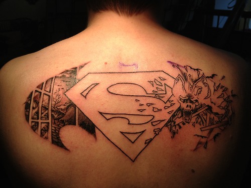 Rajzfilm Superman Tattoo Design férfiaknak