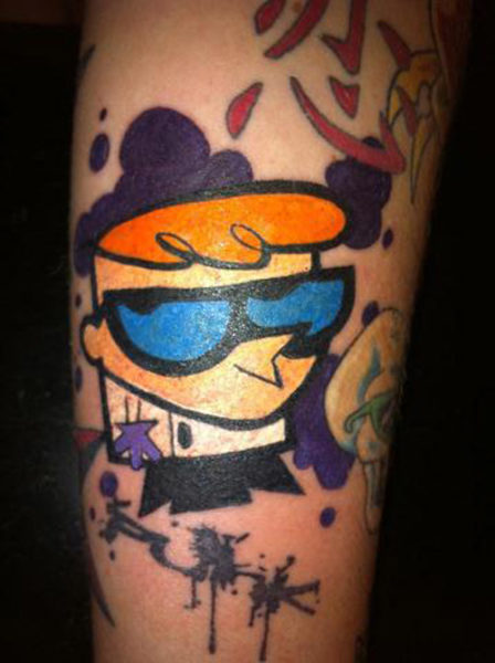 Dexter laboratóriumi rajzfilm tetoválása