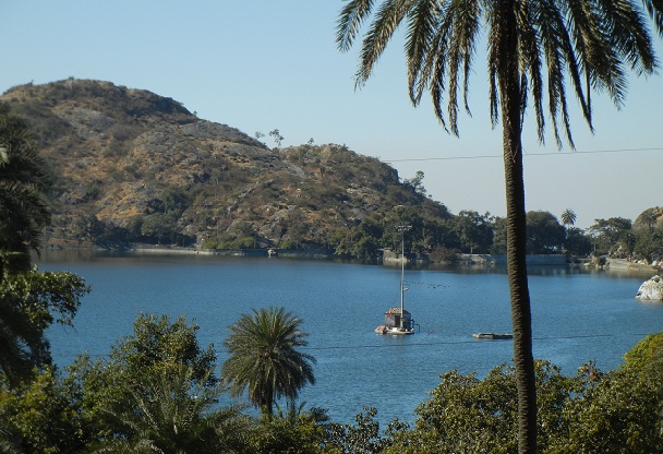 Nakki -søen besøger steder i Mount Abu