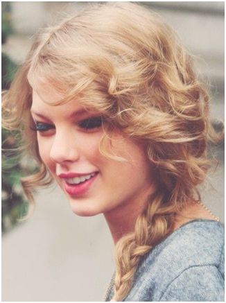 Taylor Swift flettet hår