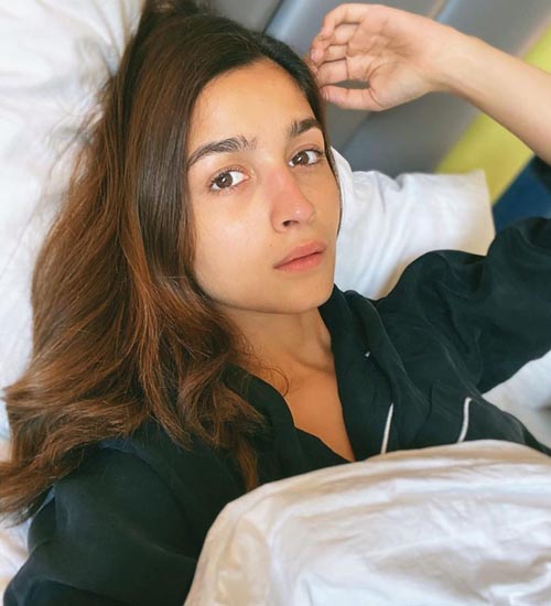 Alia Bhatt smink nélkül 9