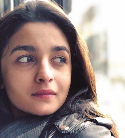 Alia Bhatt smink nélkül 2