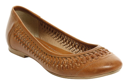 Tanbrune flade sko i formelle læder
