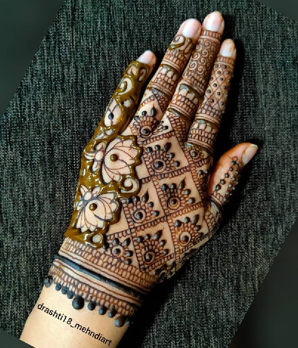 Arabisk stildesigner Mehndi Designs