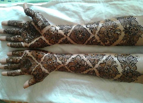 Mønstrede Khafif Mehandi designs