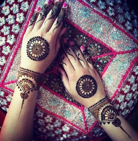 Traditionel Khafif Mehandi