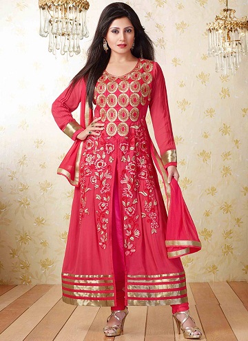 Legújabb varrott Salwar öltöny