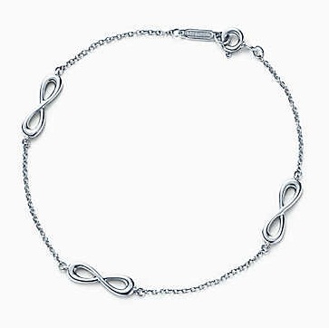 Tyndt platinarmbånd med uendeligt symbol til kvinder