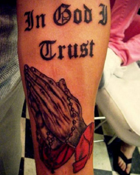 Imádkozó kézi levél tetoválás
