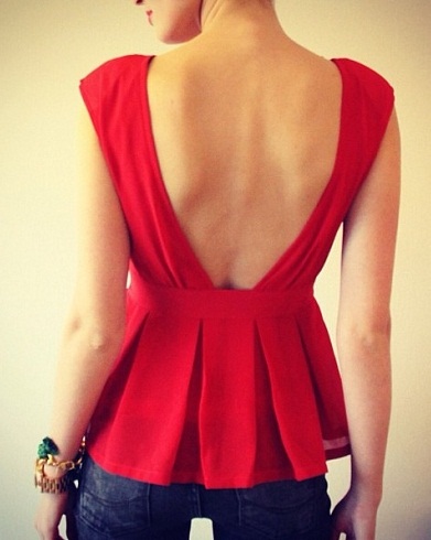 Frock -stylet rygløs top