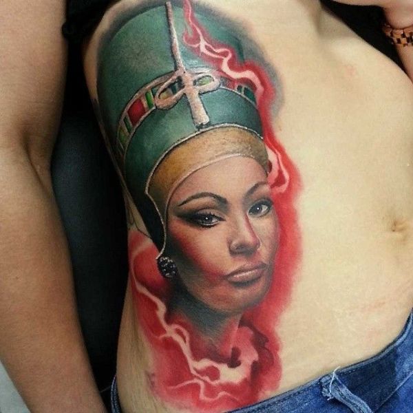 Világos egyiptomi királynő tetoválás tervezés