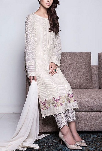 Glitrende hvidt Chiffon Salwar -jakkesæt
