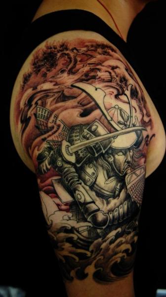 Fél ujjú szamuráj tetoválásminták férfiaknak