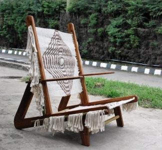 Afslappende bambusstole
