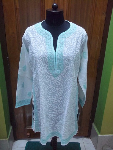 Pastel hvid Chikan Kurti