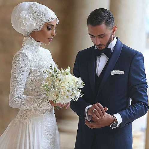 Hímzett esküvői hidzsáb
