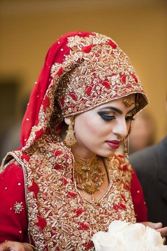 Pakisztáni esküvői hidzsáb