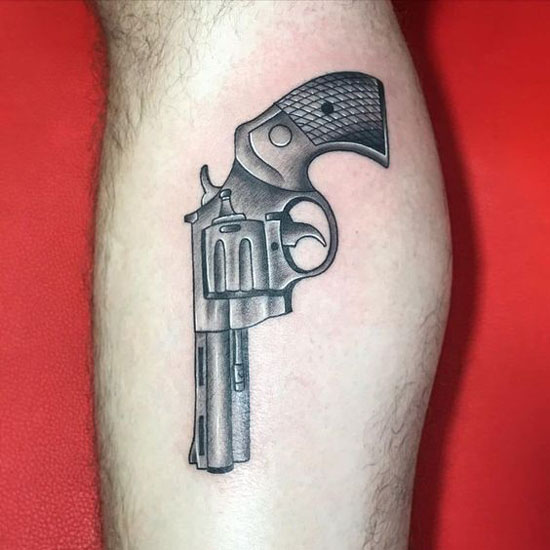 Bedste pistol tatoveringsdesign med billeder 5