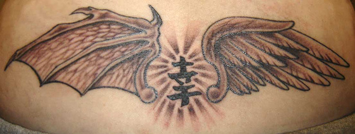 Szárnyas Kanji tetoválás