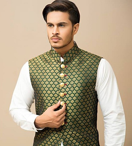 Jamawar vest med Salwar Kameez