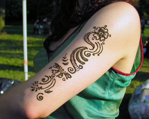 Stilfuldt smukt arm Mehndi -design