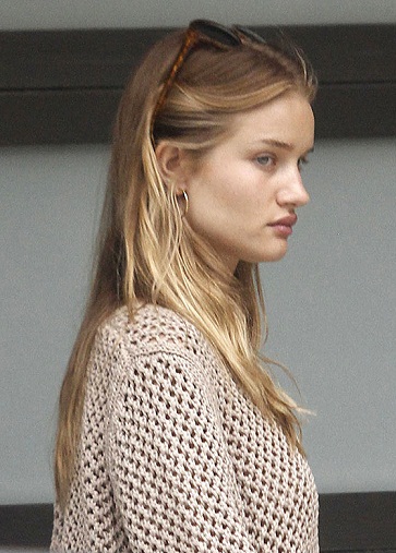 Rosie Huntington Whiteley uden makeup 6