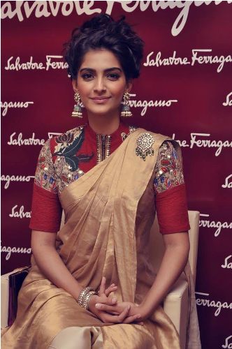 Almindelig Saris-Golden Shimmery Sari 7