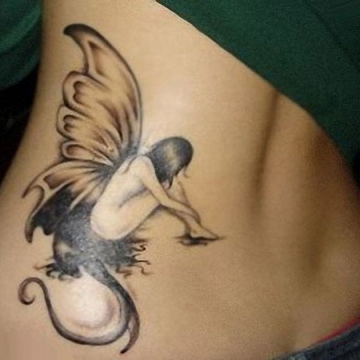 Szomorú tündér tetoválásminták a hát alsó részén
