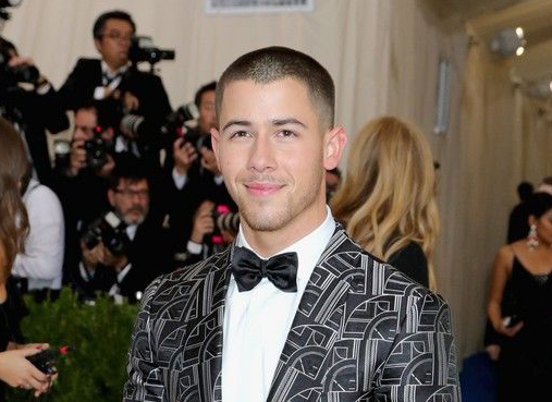 Nick Jonas Met Gala hajvágása