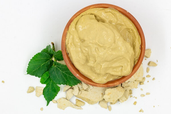 Multani Mitti til glødende hud